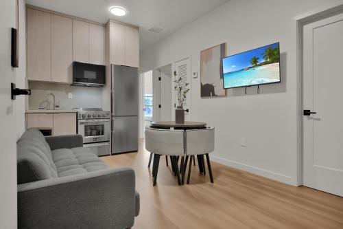 prestige retreat by renzzi