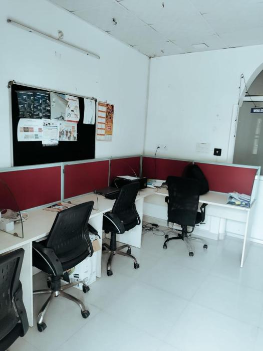 spacious peaceful apartment for two families in lucknow