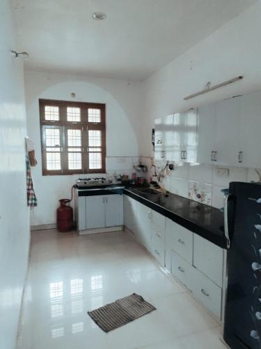 spacious peaceful apartment for two families in lucknow