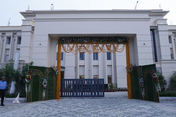 solitaire resort