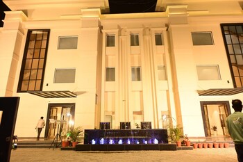 solitaire resort