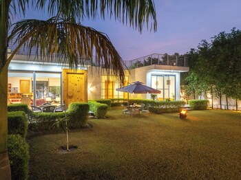the nivaas villa bonita