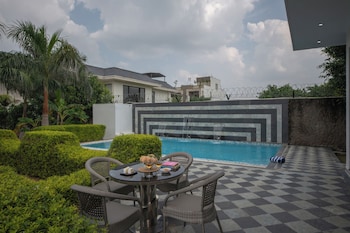 the nivaas villa bonita
