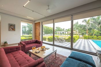 the nivaas villa bonita