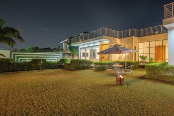 the nivaas villa bonita