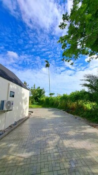 naisuan villa