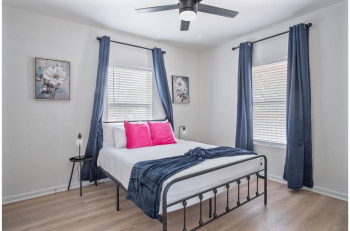comfy and happy stays near riverwalk and downtown