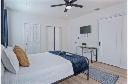comfy and happy stays near riverwalk and downtown
