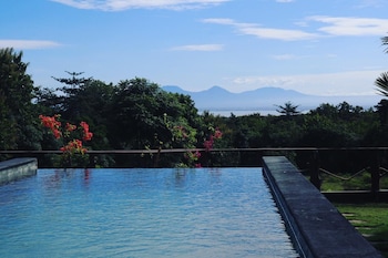 ocean bay retreat