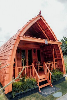 nusa dua huts pondok gajah para by eps