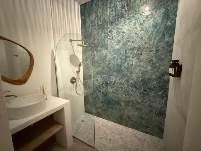 couples suites at ocean park beach club