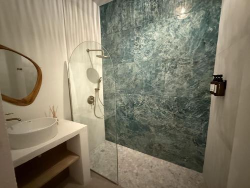 couples suites at ocean park beach club