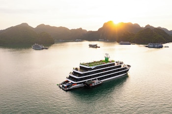 velar of the sea cruise