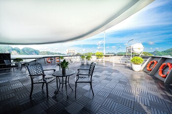 velar of the sea cruise