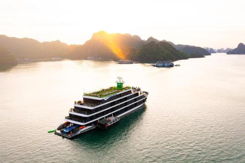 velar of the sea cruise