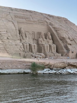 abu simbel