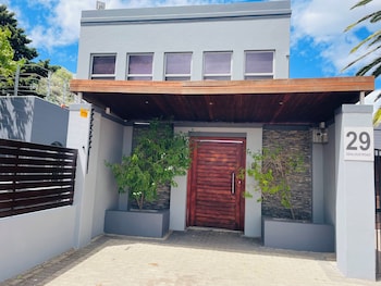 Annika Guest House Claremont,,2 star