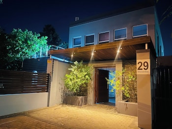 annika guest house claremont