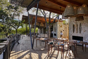 bupenyu lodge by newmark