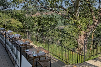 bupenyu lodge by newmark