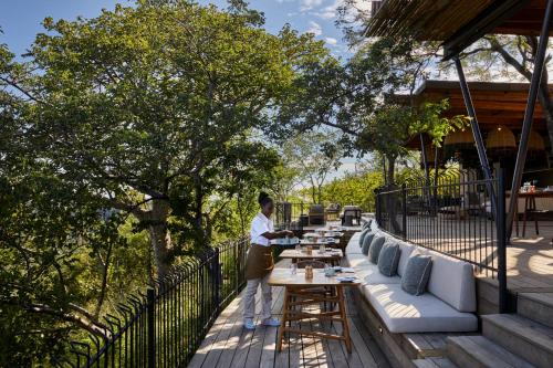 bupenyu lodge by newmark