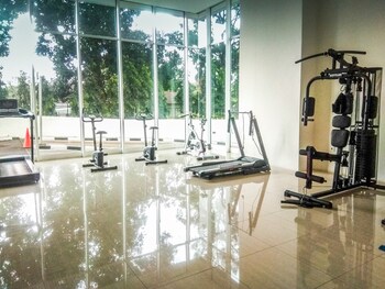 Basic Studio At Apartment Woodland Park Residence,,3 star