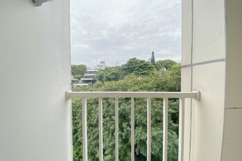 pure nest studio at candiland apartment