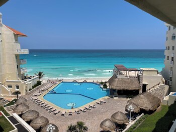 ovacancun apartments