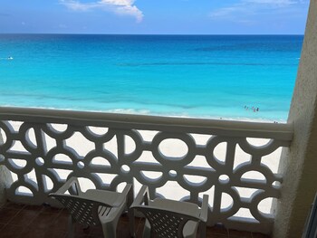 ovacancun apartments