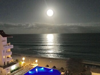 ovacancun apartments