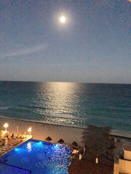 ovacancun apartments