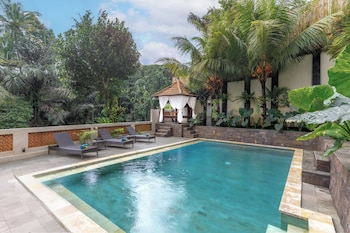 hanaka riverside ubud