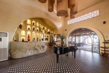 Sun Village Beach Resort,,4 star