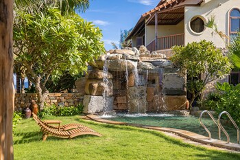 sun village beach resort