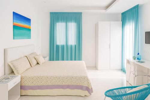 hotiday rooms torre lapillo