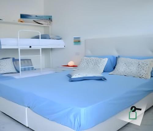 hotiday rooms torre lapillo