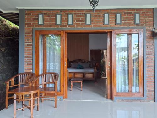 sekumpul guest house