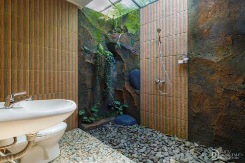 sekumpul guest house