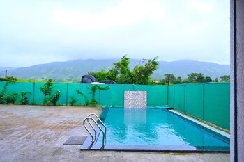 pawna ns4 villa