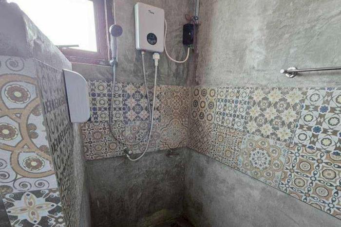 sukhum huai khwang guest house