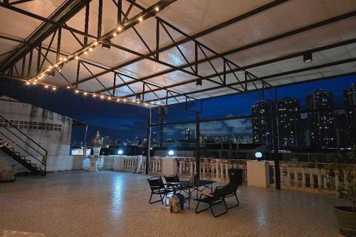 sukhum huai khwang guest house