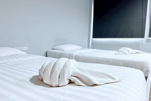 sukhum huai khwang guest house