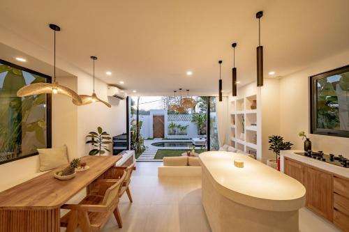 villa semilir uluwatu
