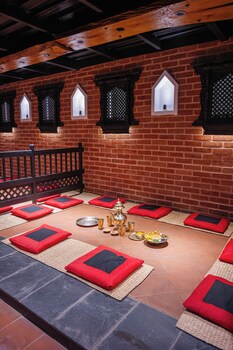 evara boutique hotel