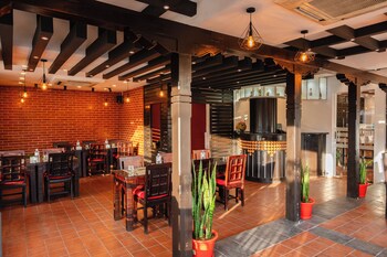 evara boutique hotel