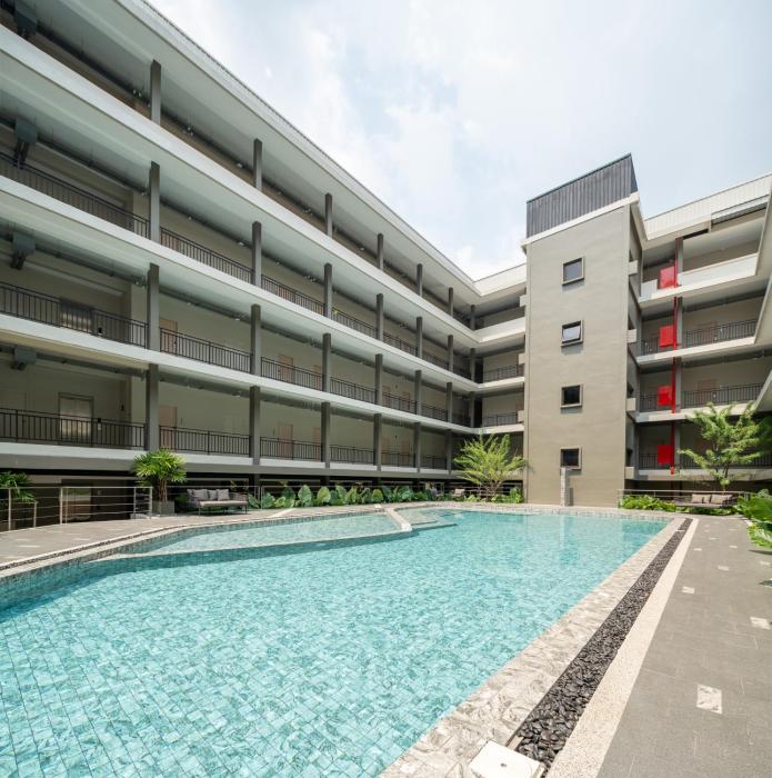 triple four bangkok