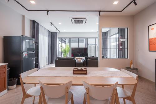 triple four bangkok