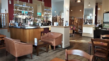 The Lodge,,2 star