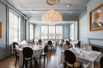 hotel everett