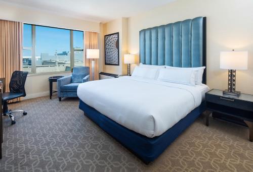 The Marc Hotel,,2 star